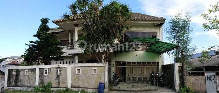 Rumah 3 Lantai di Cargo Sudah Renovasi CN 1