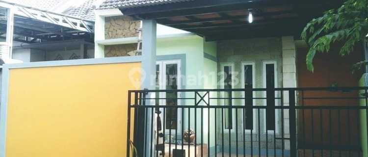 For Sale Move-in Ready 2-Bedroom House Near Nusa Dua Toll Road 1