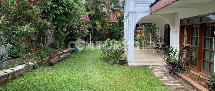 Rumah  Full Furnished Kemang Utara Jakarta Selatan 1