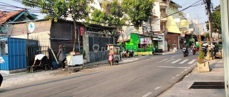 Rumah Kepu Selatan, Senen 1