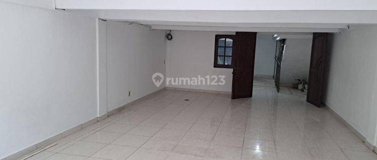 Dijual Ruko Tubagus Angke Jakarta Utara 2,5 lantai SHM 1