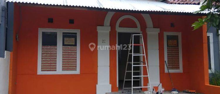 Dijual rumah di cluster Catalonia 1