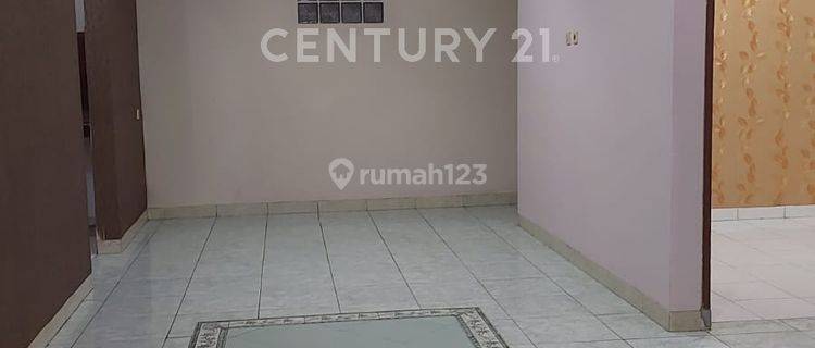 Rumah Di Komplek Departemen Perdagangan 4kt Siap Huni
 1