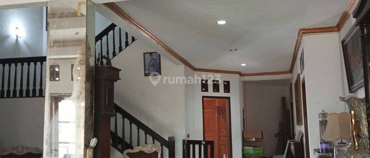 Rumah 2 Lantai Shm Bagus Bsd City Strategis  1