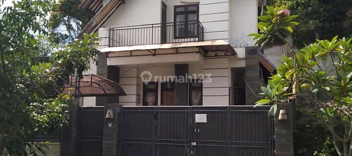 Rumah Kontrakan 2 Lantai Baru Unfurnished SHM di Jimbaran Nusa Dua, Badung 1