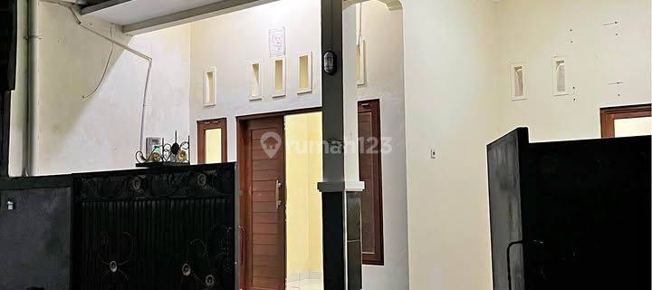 Rumah Kontrakan Unfurnished SHM di Gatot Subroto Tengah, Dekat Mall Living World, Denpasar 1