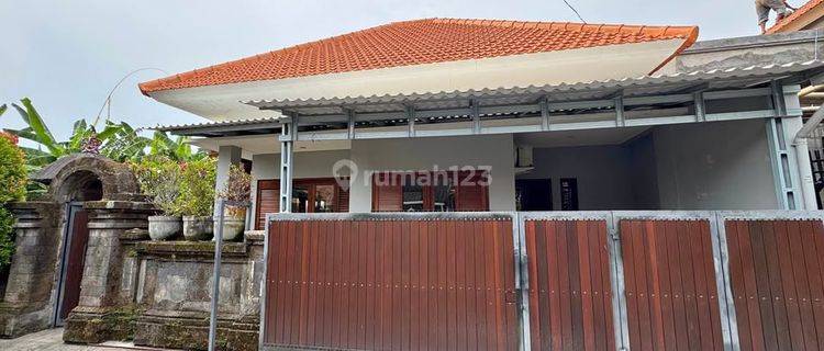 Rumah Kontrakan Bagus Furnished SHM Saba, Gianyar 1