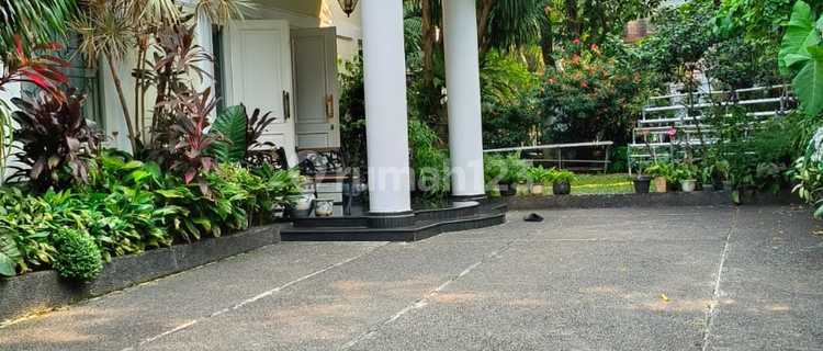 Nice House in Kebayoran Baru with SHM 1