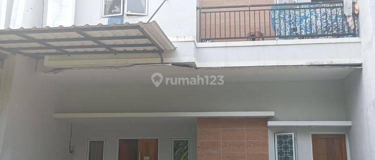 Oper Kredit Rumah 2 Lantai 80jt, DiCilodong Dekat Alun-alun Depok 1