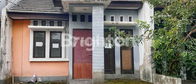 Rumah Minimalis Cantik Siap Huni dekat pintu tol 1