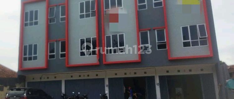 Strategic Attached Shophouse on Jl Re Martadinata, Central Bogor 1