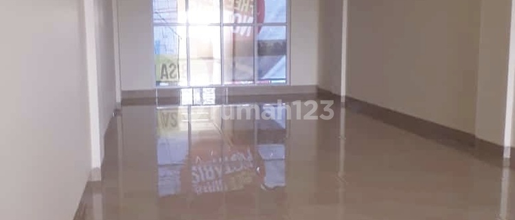 Disewakan 5 Unit Ruko Baru 3,5 Lantai Di Pesanggrahan, Jaksel 1