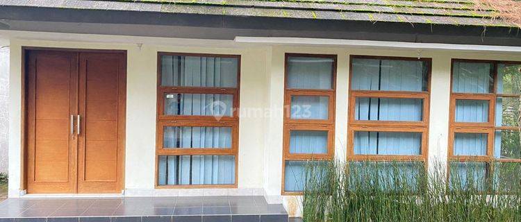 Villa Istana Bunga Full Furnished Bandung Lembang 1