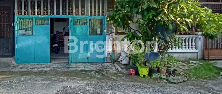 Rumah nyaman dan terawat bersih di jemadi 1,5 tingkat 1