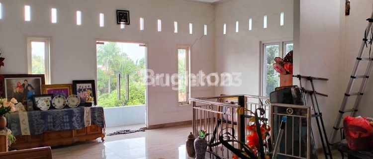 RUMAH 2 LANTAI DAN TANAH DI JALAN BESAR SIDOREJO, MEDAN TEMBUNG. 1