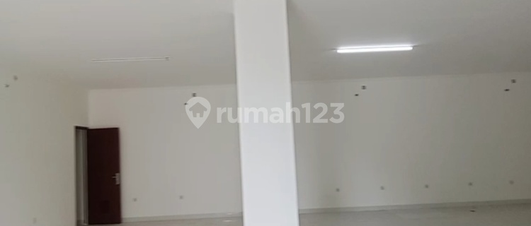 For Rent: 3-Unit Row Shop, Mandatory 3-Year Lease Required 1