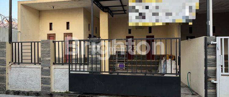 RUMAH CLUSTER 1 LANTAI SEMI FURNISHED COLOMADU 1