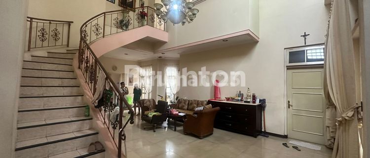 rumah 2 lantai siap huni cemani waringin rejo 1