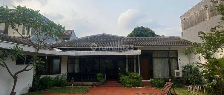 Rumah Cocok Untuk Hidden Office Ataupun Hunian di Kemang Area 1