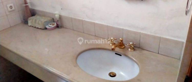 Rumah sewa siap huni area exclusive mega kuningan 1