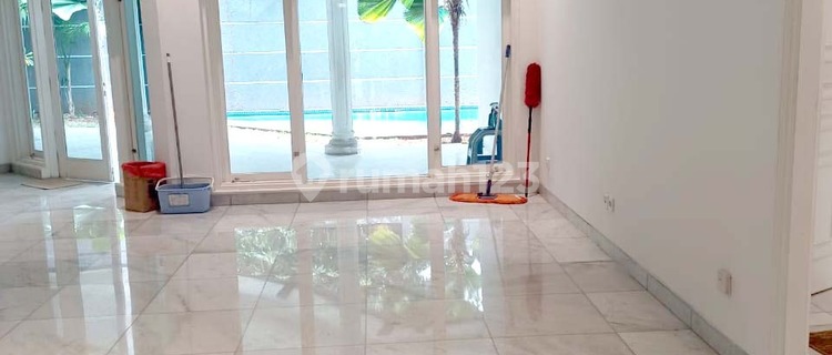 Disewakan Rumah di Area Menteng Jakrta Pusat 1