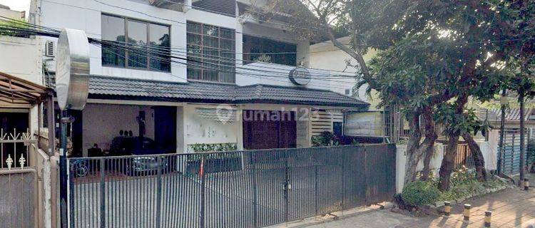 Rumah disewakan area Kebayoran baru cocok buat kantor dan tempat usaha 1