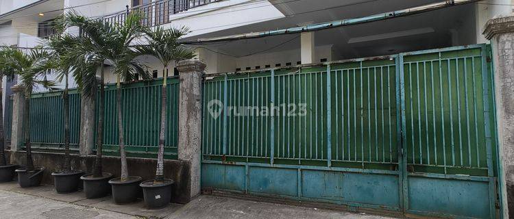 Dijual Rumah Strategis Dalam Komplek Di Duren Sawit Jakarta Timur  1