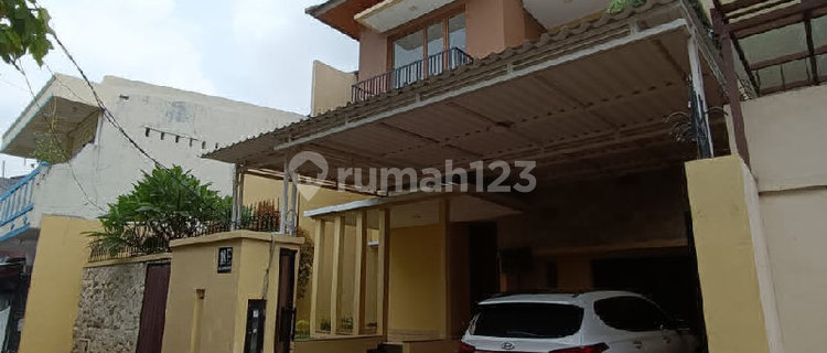 Kemang House 2.5 Floors in Excellent and Well-Maintained Condition 1