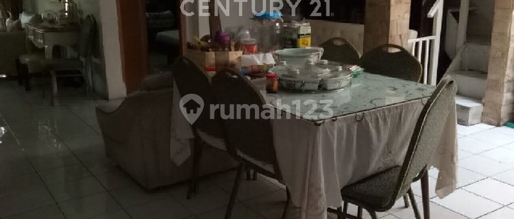 House for Sale in Pasar Minggu, Serene Neighborhood 1