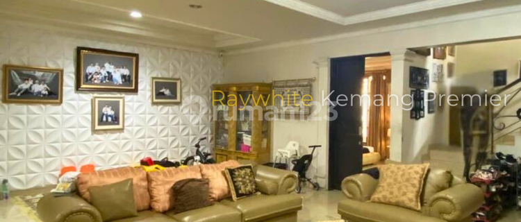 Classic Mediterranean Luxury House in Cilandak - A Step Away From Citos 1