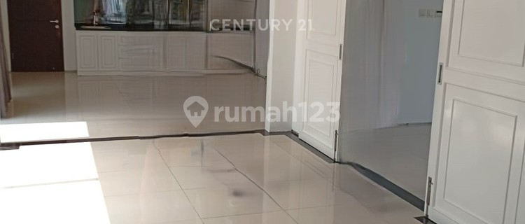 Rumah Town House Di Pejaten Barat Ada Swimming Pool  8781 1