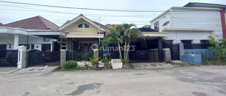 Dijual Rumah Bagus 2Lt Strategis, Komp Bukit Sejahtera, Palembang 1