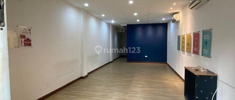 Ruko 4 Lantai Bagus dan Strategis di Sentra Bisnis Tanjung Duren Jakarta Barat 1