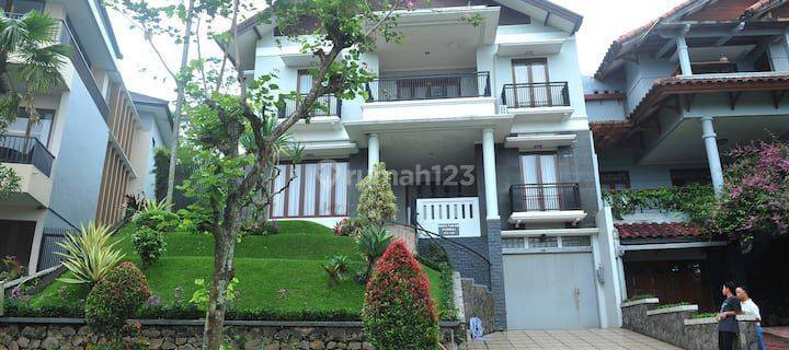 Turun Harga! Rumah Siap Huni Full Furnished Dalam Komplek Dago Resort  1