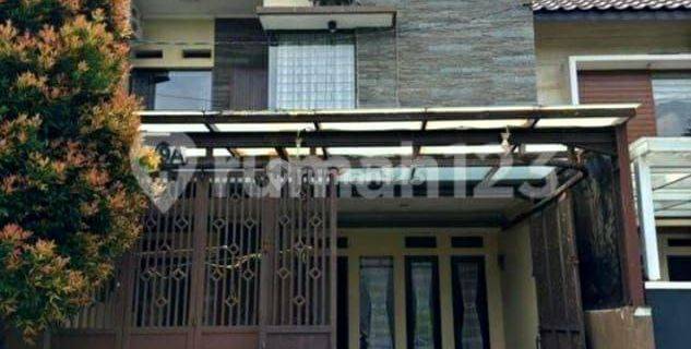 Rumah Minimalis Siap Huni 2 Lantai Modern Di Komplek Buah Batu 1