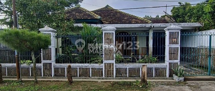 RUMAH SELANGKAH KE SUHAT JL. BUNGA-BUNGA COCOK UNTUK RUMAH HUNIAN ATAU RUMAH KOS DEKAT UB SUHAT, LOWOKWARU, MALANG 1