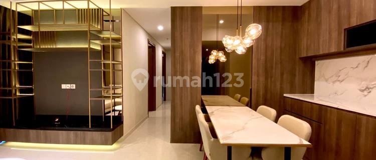 For Rent 3 Bedroom Taman Angrek Residence Area 135 Fully Furnished Luxurious and Complete with Private Lift, Tower B 1