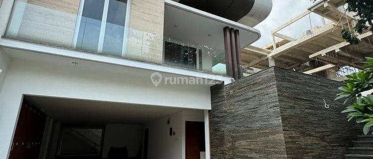 Rumah Pik Katamaran Indah 13X27,5 Rumah 3 Lantai 6 Kamar Tidur 16,8m  1