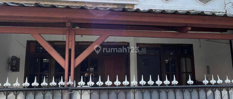 Rumah 3 Lantai Baru Renov Strategis Dekat Jalan Jakarta Antapani 1