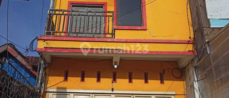 Shop House in Pelita Raya 1