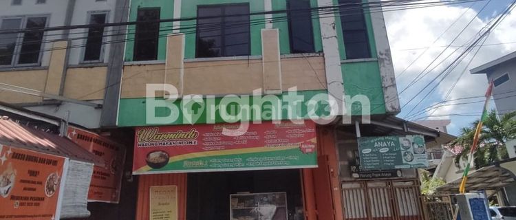 Two-Story Shop House Hook in Gowa 1