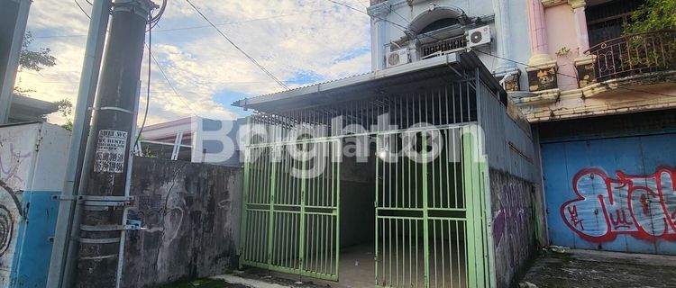 Three-Story Shop House in Andi Tonro 1