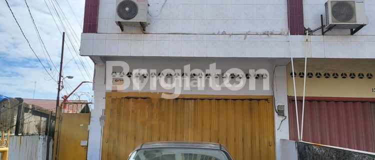 2-Storey Shop House, L-Shape in the City 1