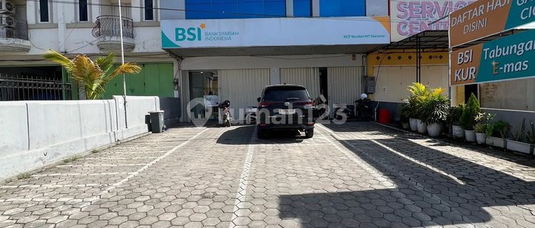 3-Storey Terraced Shophouse in Kendari 1