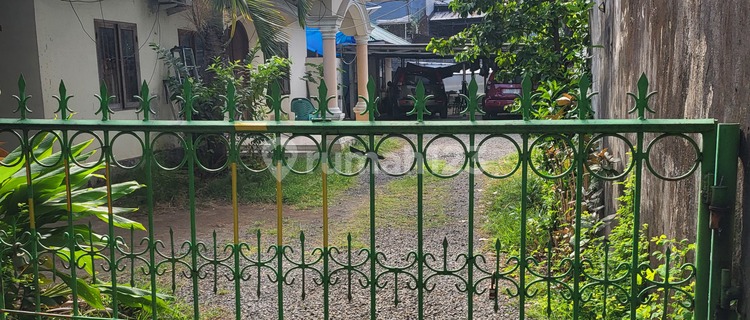 Rumah Halaman Luas Di.g Latimojong 1