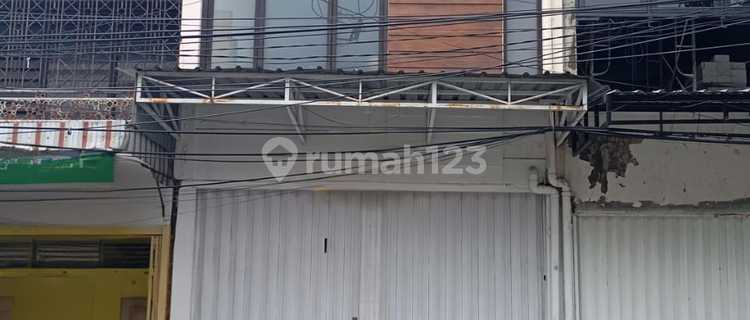 Ruko 2 Lantai Siap Pakai Lokasi Strategis Pusat Pertokoan Tengah Kota 1