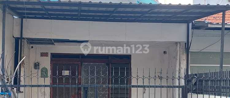 Turun Harga Rumah Tengah Kota Dekat Simpang Lima Cocok untuk Kos 1