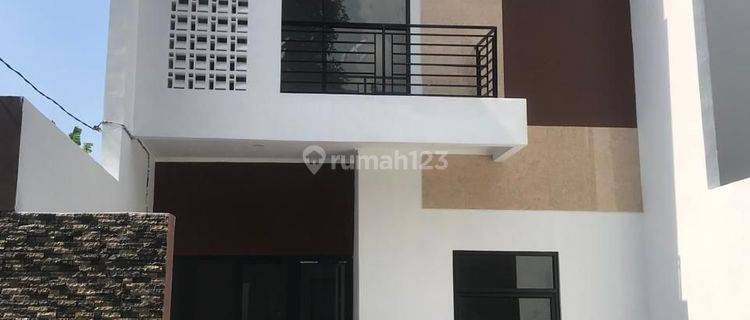 Rumah 2 Lantai Siap Huni Di Komplek Gegerkalong  1