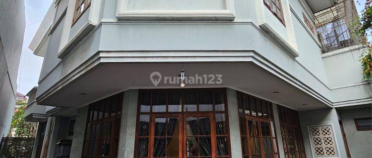 Di Jual Rumah Di Taman Kedoya Baru Jakarta Barat Shm Furnished  1