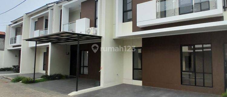 Rumah 2 Lantai Siap Huni Dp Fleksibel    1